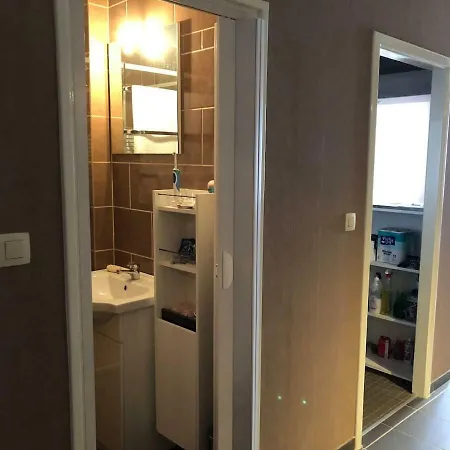 Studio Premium Privatif A Centre Apartmán Charleroi